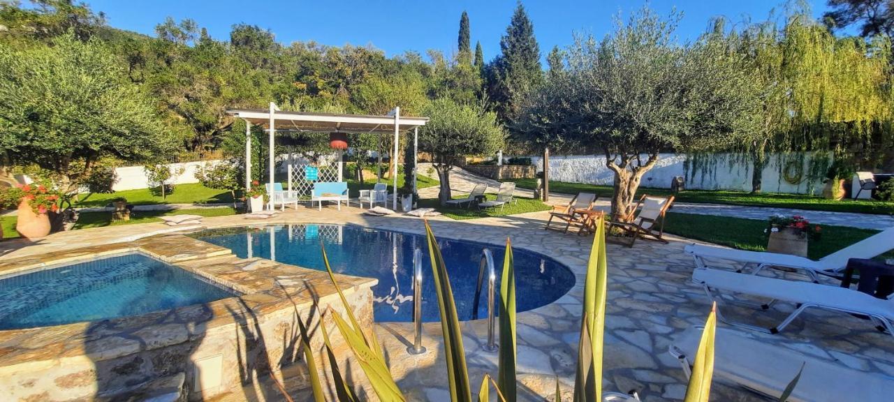 Villa Claire Corfu Achilleion Bagian luar foto