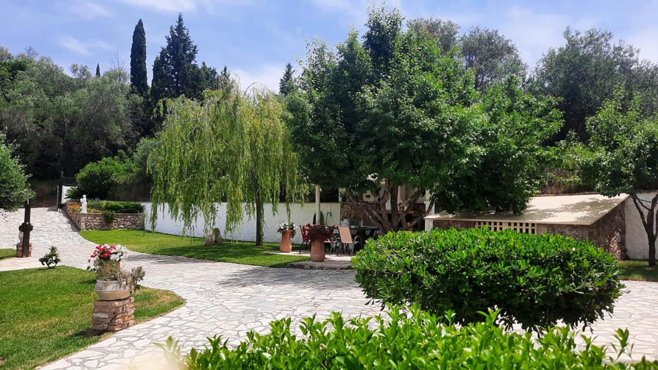 Villa Claire Corfu Achilleion Bagian luar foto